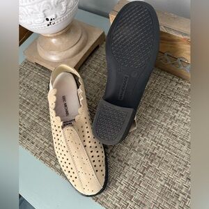 Eric Michael Cream Scalloped Slip-Ons